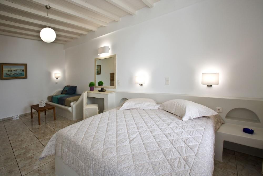 Porto Raphael Residences & Suites Agios Ioannis  Buitenkant foto